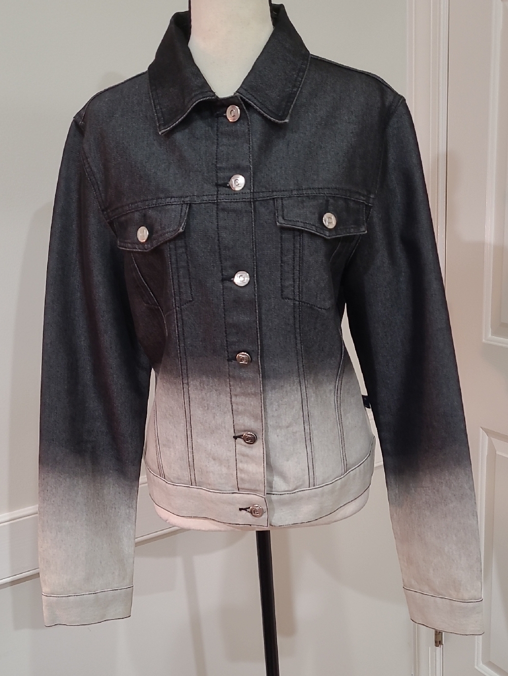 Crest Jeans Company U.S.A. Denim Trucker Ombre Black to White Denim Jacket - XL